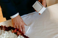 4real-photography-schloss-meersburg-hotel-wilder-mann-werft1919-hochzeit-sektempfang-getting-ready.20