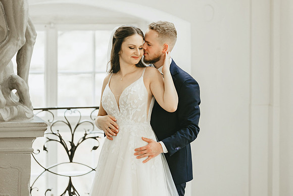 4real-photography-schloss-meersburg-hotel-wilder-mann-werft1919-hochzeit-sektempfang-getting-ready.33