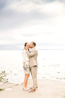 Hochzeitsreportage von 4Real Photography am Bodensee: Momente im Standesamt in Lindau, der Kirche Nonnenhorn und bei einer "Schloss Montfort Hochzeit" in Langenargen sowie im Raum Kißlegg und Ravensbu