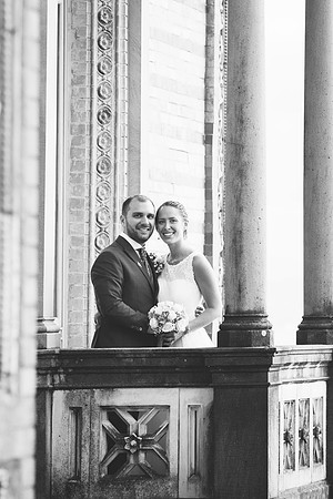 Hochzeitsreportage von 4Real Photography am Bodensee: Momente im Standesamt in Lindau, der Kirche Nonnenhorn und bei einer "Schloss Montfort Hochzeit" in Langenargen sowie im Raum Kißlegg und Ravensbu