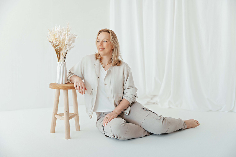 Personal Branding Fotografie für Soloselbstständige im Allgäu. Puristische und kreative Business-Porträts, die deine Persönlichkeit und dein Business authentisch zeigen. – Erstellt von 4Real Photograp