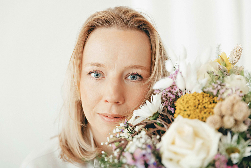 Personal Branding Fotografie für Soloselbstständige im Allgäu. Puristische und kreative Business-Porträts, die deine Persönlichkeit und dein Business authentisch zeigen. – Erstellt von 4Real Photograp