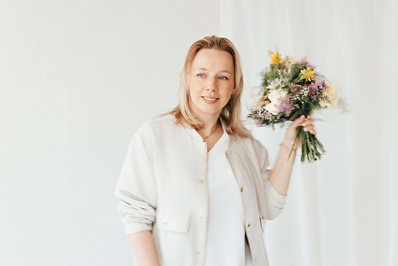 Personal Branding Fotografie für Soloselbstständige im Allgäu. Puristische und kreative Business-Porträts, die deine Persönlichkeit und dein Business authentisch zeigen. – Erstellt von 4Real Photograp