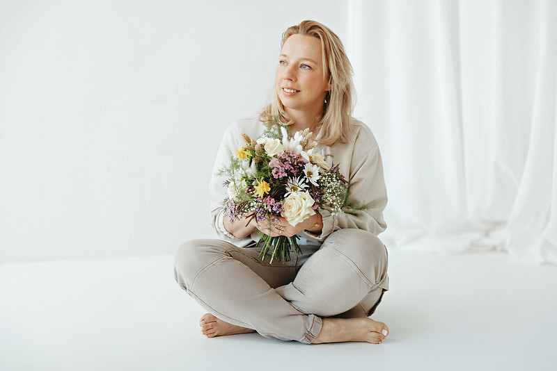 Personal Branding Fotografie für Soloselbstständige im Allgäu. Puristische und kreative Business-Porträts, die deine Persönlichkeit und dein Business authentisch zeigen. – Erstellt von 4Real Photograp