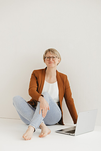 Personal Branding Shooting für eine Traurednerin – Authentische Unternehmensfotografie im Raum Ravensburg und Bodensee.